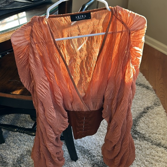 Akira top size smalll - Picture 6 of 11